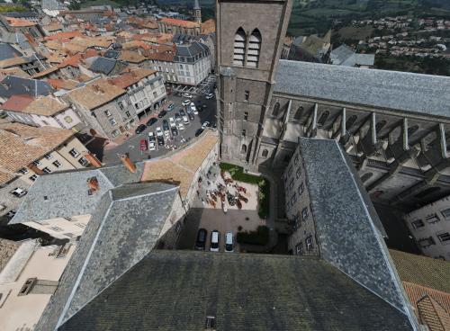 Saint-Flour Chevaux - 27-08-2022(0511).jpg